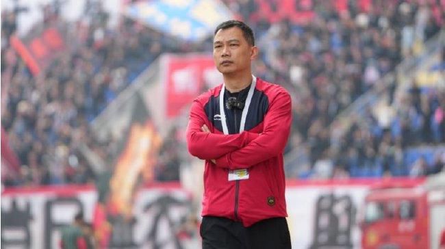 由于古天乐先前不慎摔伤 孙俪《关云长》造型曝光 角色神秘自称无间行者 2011-01-19 由甄子丹领衔主演，麦兆辉、庄文强联合导演的古装英雄史诗《关云长》日前发布女一号孙俪的主要造型，她在片中扮演神秘女子绮兰，与关羽将会上演一段复杂而暧昧的情感。