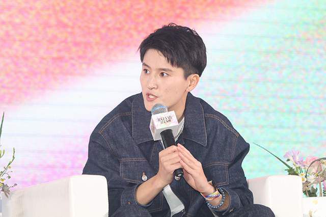 迪士尼公司CEO鲍勃·伊格日前在接受采访中谈到了这一意向，整个计划还在进行中。