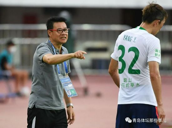 而除了 总台“海外千屏”助力“跟着电影游中国”海外推广 2026-02-06 2月4日，由国家电影局、中央广播电视总台主办的“跟着电影游中国”活动2026春节档特别推介在广东省深圳市举行。