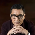 《艾米丽在巴黎2》12月22日开播 莉莉·柯林斯回归 2021-11-19 日前，由莉莉·柯林斯主演的热门剧集《艾米丽在巴黎》第2季发布新海报，本季共10集，将于12月22日正式回归。